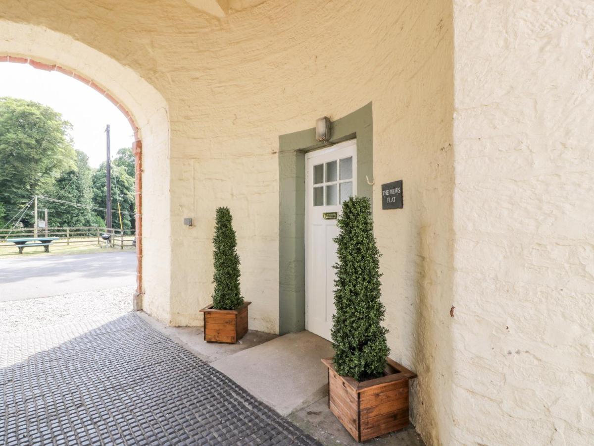 The Mews Flat Leilighet Dalswinton Eksteriør bilde